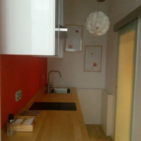El Camerino Del Falla Basic Ha Apartment *